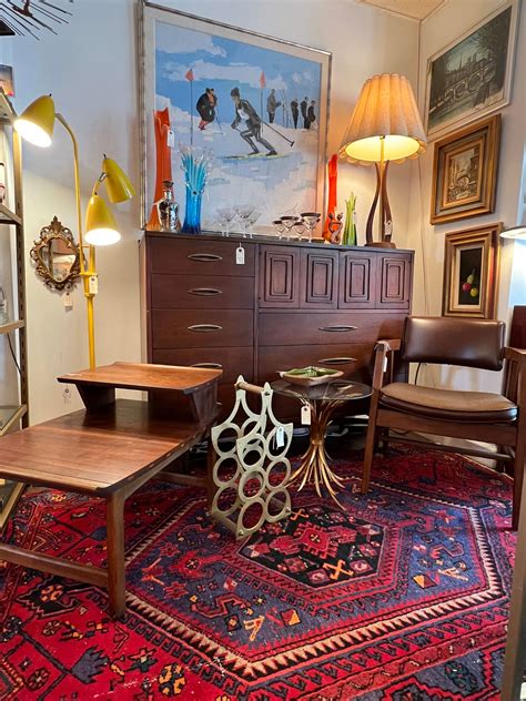 Antique, Vintage, Mid.